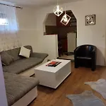 Apartman V&j