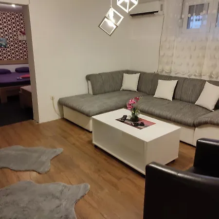 V&j Apartman